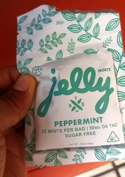 deliciosas mentas infusionadas | not your bakery jelly | delta 9 thc | 50 mg por bolsa | 25 piezas