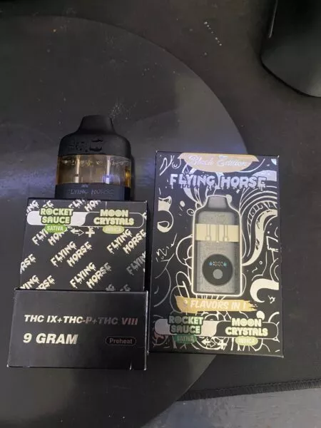 vape desechable premium | flying horse black edition | thc a + thc p + thc viii + live resin | pantalla led y botón para elegir cepa 3 en 1 | 9 gramos