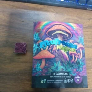 pitufresas mágicas / psicodélicas / mezcla de hongos / delta 9 / 8 gomitas / 15m g / 120 mg