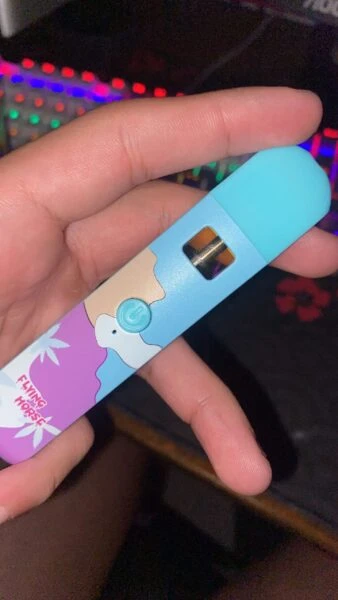 vape desechable | flying horse stoner blend | d6 + d8 + thcp | 3gr