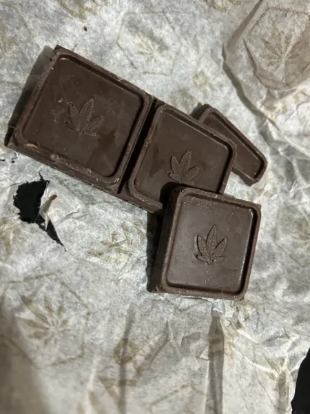 chocolate de leche con cbd 15mg | the canna raw | cannalate | 40 grms